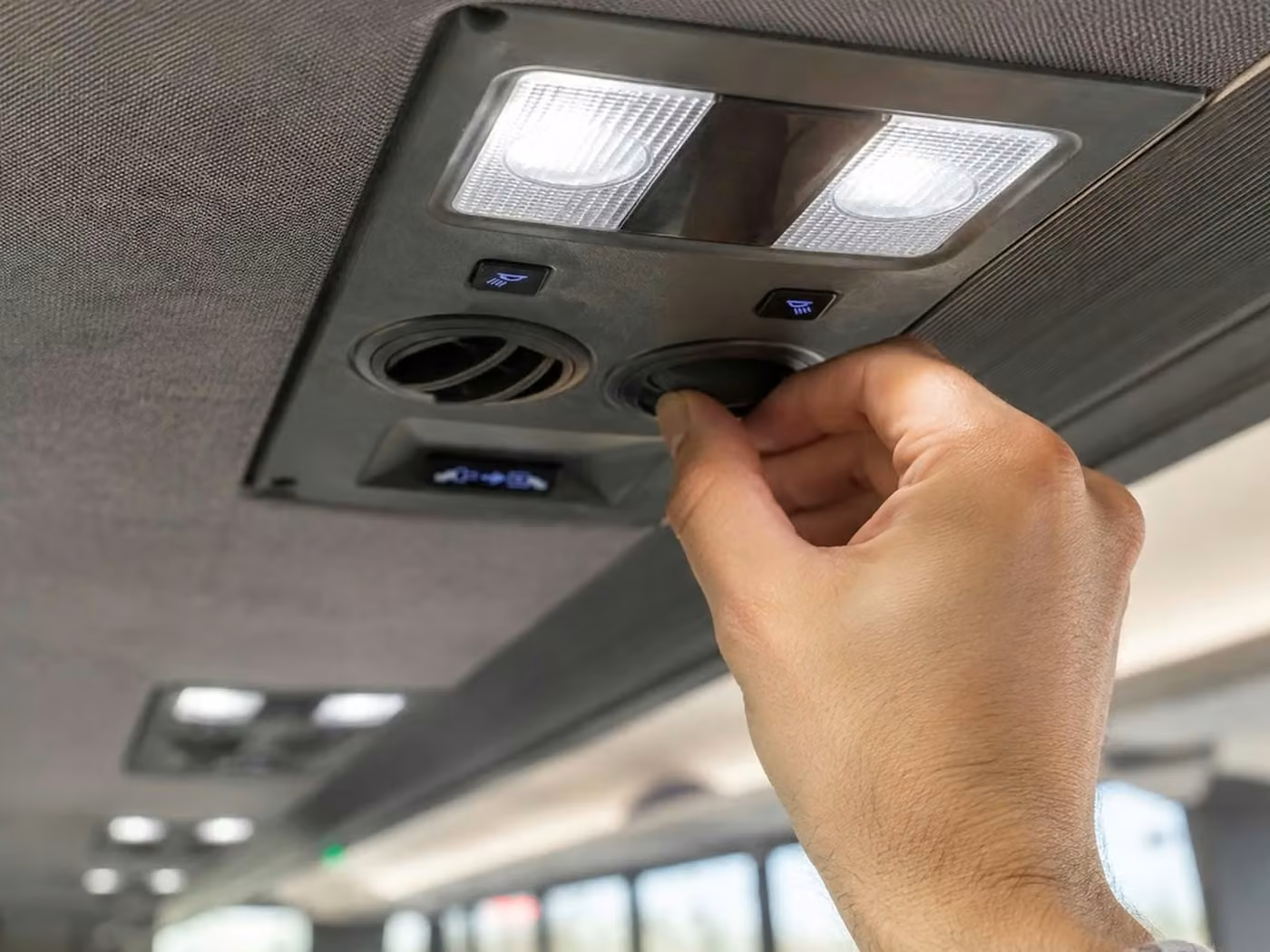 san juan capistrano 20 passenger minibus air conditioning
