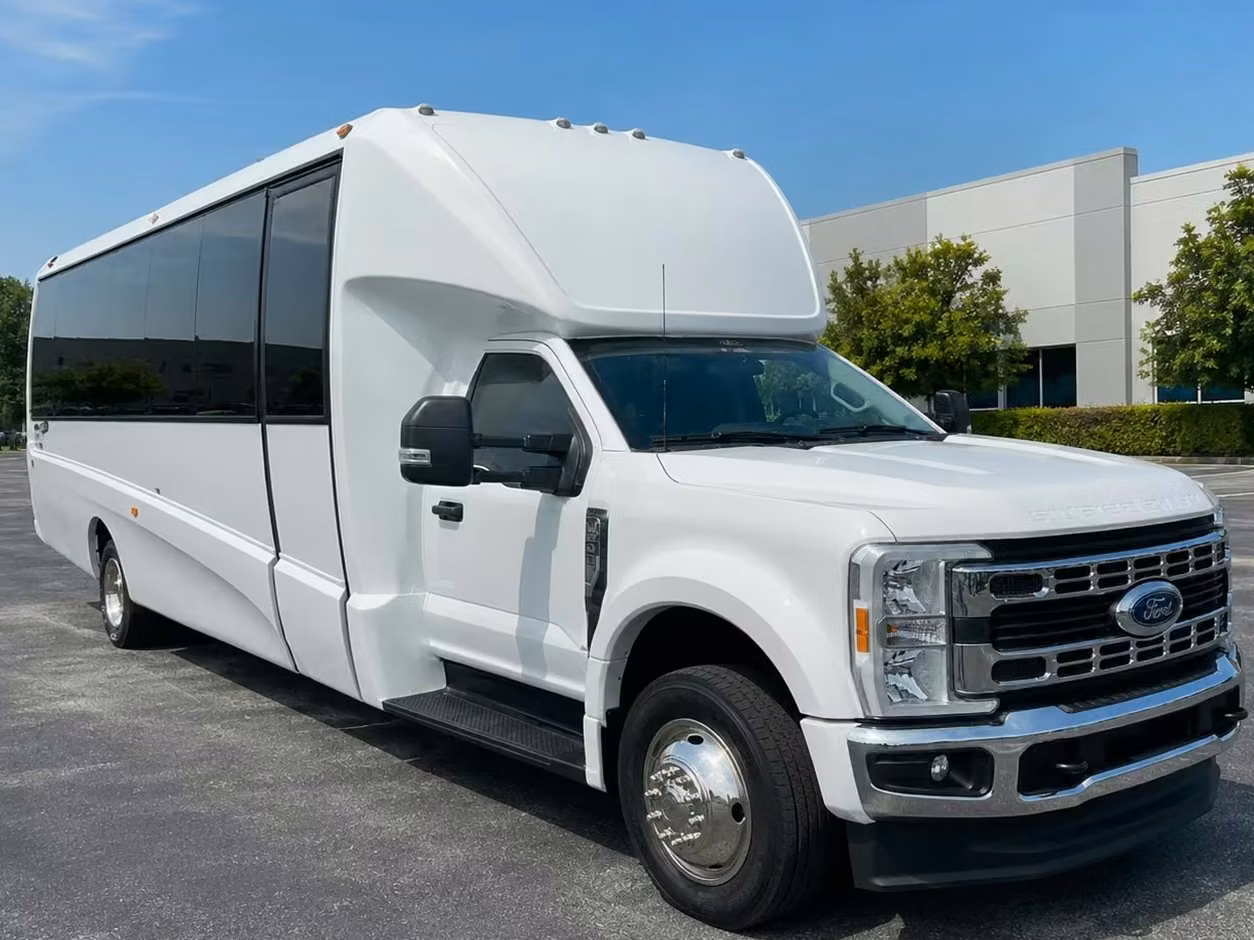 san juan capistrano 25 passenger minibus rental