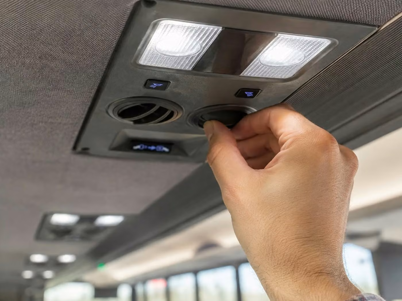 san juan capistrano 28 passenger minibus air conditioning