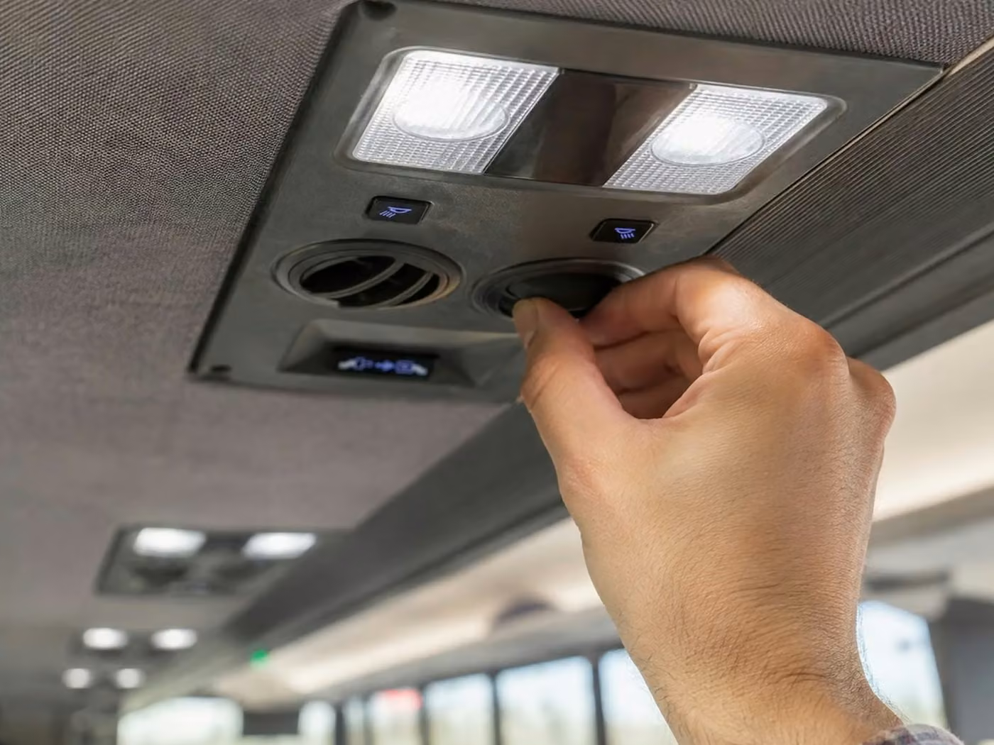 san juan capistrano 35 passenger minibus air conditioning