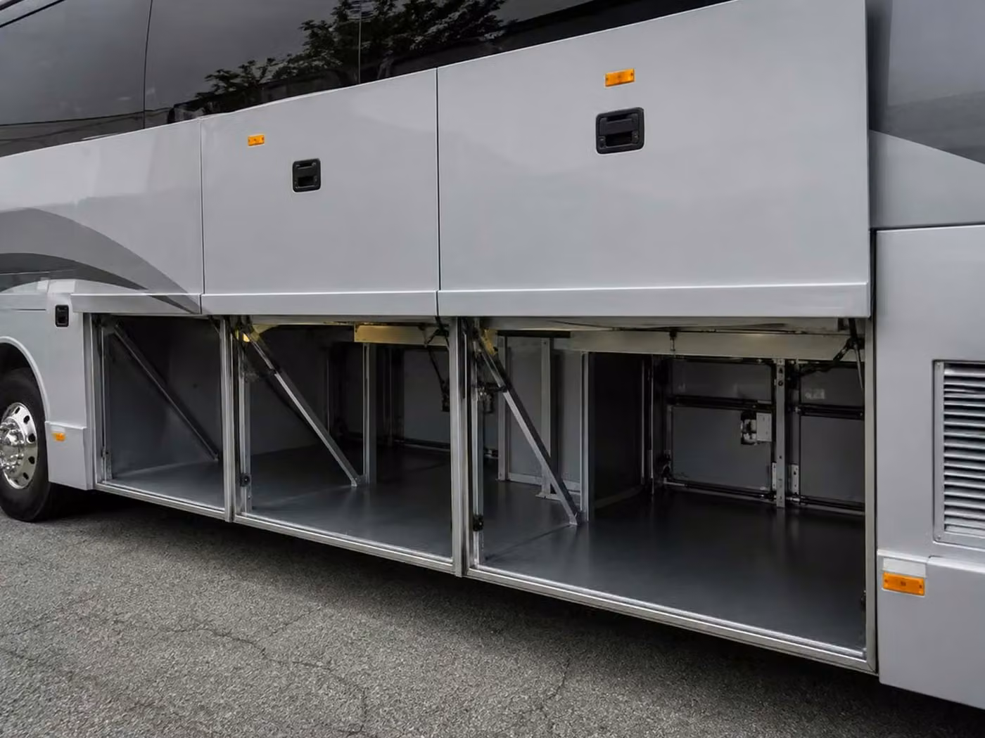 san juan capistrano 56 passenger charter bus luggage bays